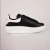 Alexander McQueen - Preto/branco na internet