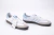 Adidas Samba na internet
