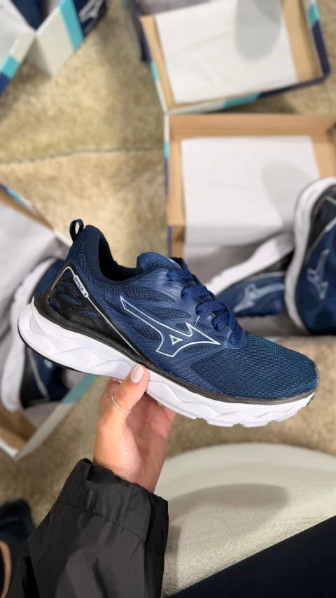 Mizuno Space 3