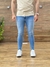 Calça jeans skinny 977