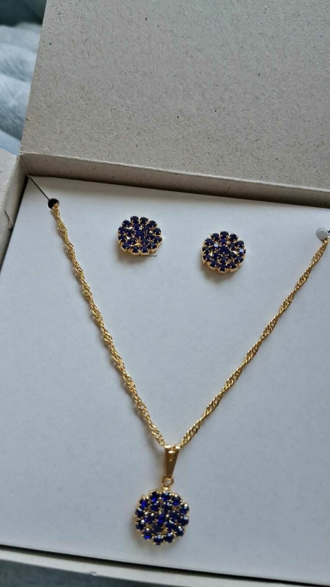 CONJUNTO CIRCULO DE STRASS - FOLHEADO A OURO