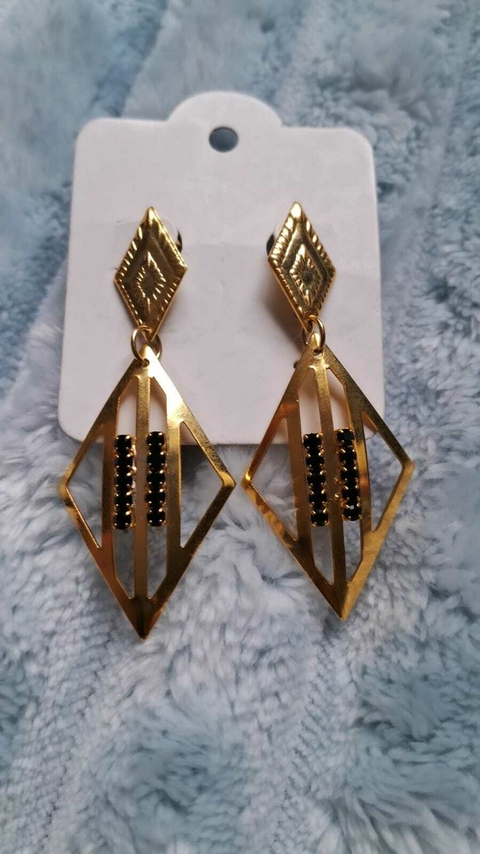 BRINCO GRANDE ALICE - FOLHEADO A OURO