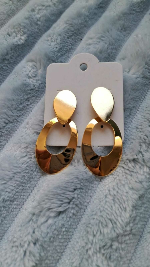 BRINCO PATRÍCIA - FOLHEADO A OURO