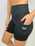 Short com bolsos Preto