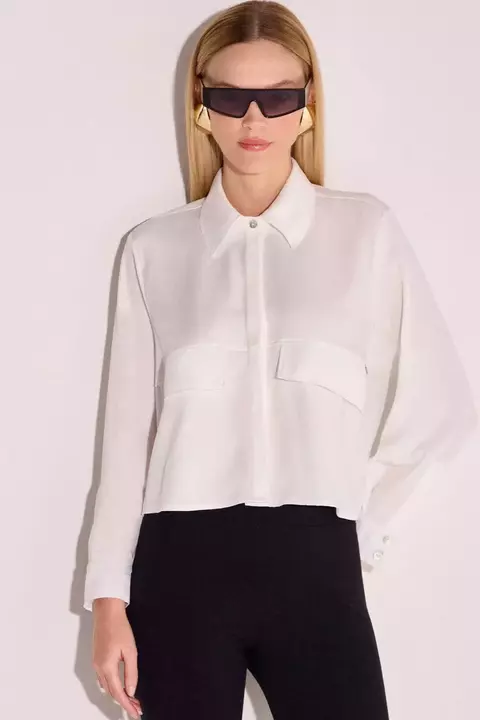 Feminino Camisa Cropped Em Viscose Off-White LINZZI