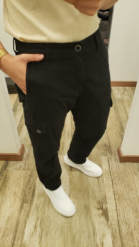 Calça Jogger Cargo Preto - DIVERO