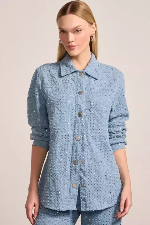 Camisa Feminina Em Denim Destroy Paetê Azul Claro Linzzi