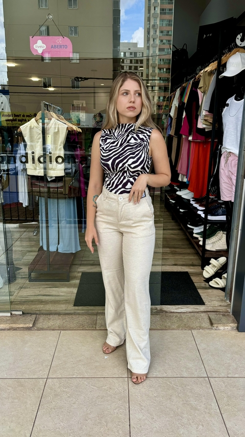 FEM Body Feminina Cropped Sem Mangas Zebra Off-White DIMY