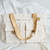 BOLSO -CARTERA - MARCAS - MUJER  - ARGENTINA - TOTEBAG - GRANDE - UNIVERSIDAD - DE TELA ALGODON - BLANCA- CON CIERRES - 2025 - HECHA A MANO