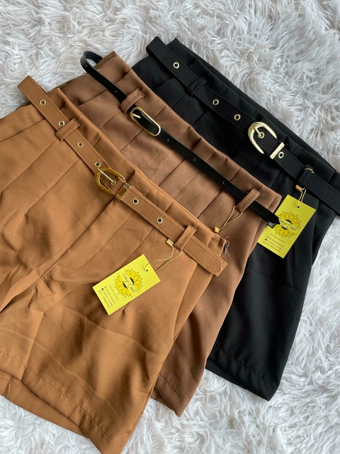 Short Zara com cinto - comprar online