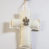 Cruz de tela con aplique
