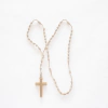 Rosario de hilo y cruz de madera