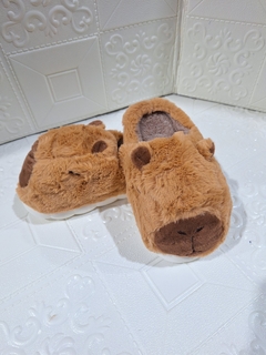 PANTUFLAS CAPIBARA C/CORDERITO POR DENTRO en internet