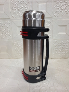 TERMO SPORT METALIZADO C/MANIJA 2000ML - El Principito Mayorista