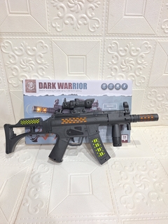 PISTOLA METRALLETA "DARK WARRIOR" C/LUZ Y SONIDO