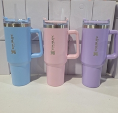 Imagen de VASO QUENCHER SIMIL STANLEY 1200ML C/MANIJA