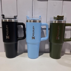 VASO QUENCHER SIMIL STANLEY 1200ML C/MANIJA - El Principito Mayorista