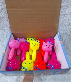 CHIFLE KITTY Y OSITO COLORES X12u en internet