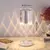 Imagem do DiamondGlow: Candeeiro de Mesa LED com Projeção de Cristal e Luz Noturna