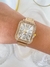 RLG9142 - MODELO 4 - RELÓGIO QUADRADO CRAVEJADO COM FUNDO BRANCO - DOURADO