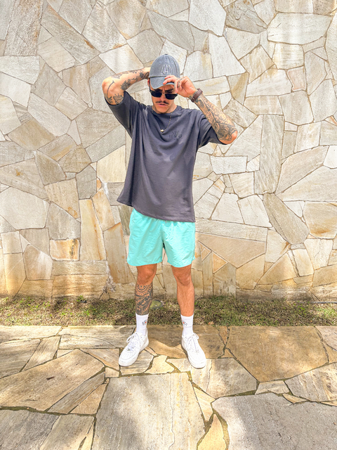 Camiseta Oversized Stay Humble Chumbo - comprar online