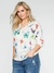 Imagem do Blusa Feminina em Flamê com Decote V e Zíper Conforto e Estilo Casual para Qualquer Ocasião