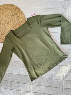 Imagem do Blusa poliamida decote quadrado - Plus size