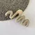 Broche Ondas XL | Nude | Disponible en Londres Cta