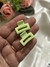 Par de Broches Mini Square | Verde Claro | Disp en Londres Cta