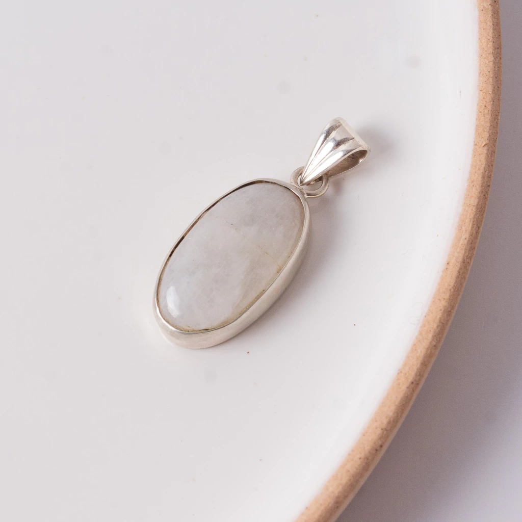 DIJE PIEDRA CUARZO-JOYERÍA DE AUTOR.