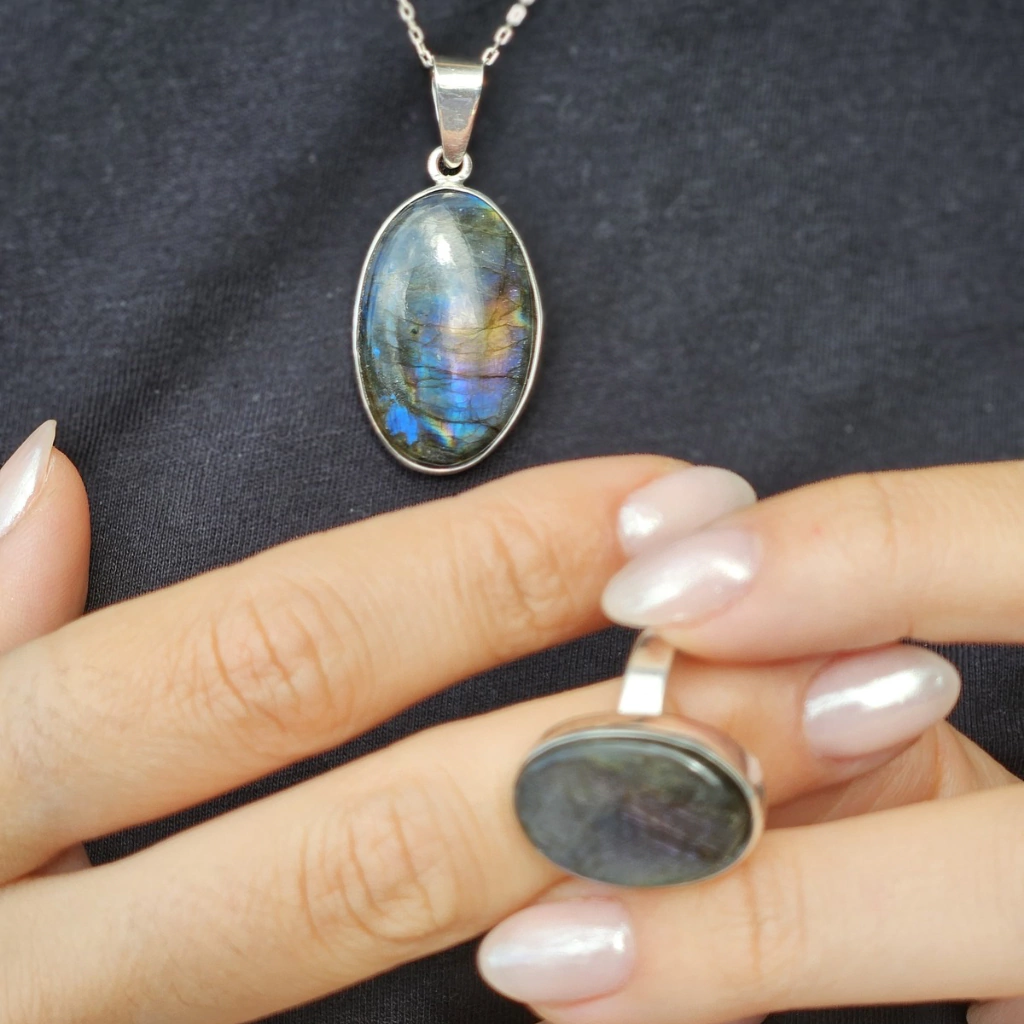CONJUNTO LABRADORITA-JOYERÍA DE AUTOR