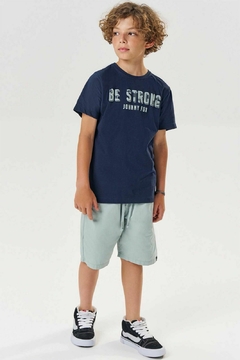 Conjunto de Camiseta em Meia Malha e Bermuda em Sarja Squash com Elastano