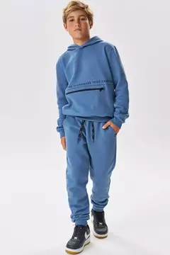 CALÇA JOGGER EM MOLETON COM PELÚCIA
