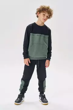 CONJUNTO DE BLUSÃO E CALÇA JOGGER EM MOLETON COM PELUCIA