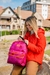 MOCHILA ESTAMPADA BLONDA (01015)