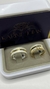 Aliança de prata com detalhe dourado/ 7 mm - comprar online