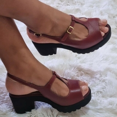 SANDÁLIA TRATORADA SALTO BLOCO
