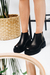Bota de cuero con doble cierre y suela track (4203NE)