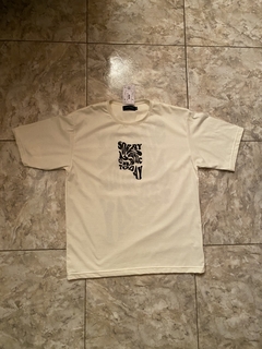 REMERAS OVERSIZE SORRY 3D