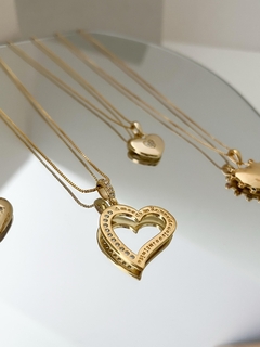 COLAR AMOR INFINITO na internet