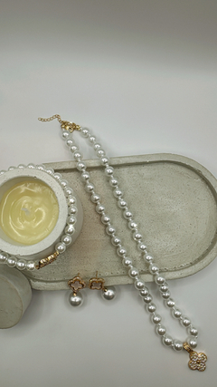 CONJUNTO TREVO PÉROLA DOURADO na internet