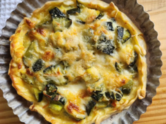 Tarta de brocoli gratinada al horno