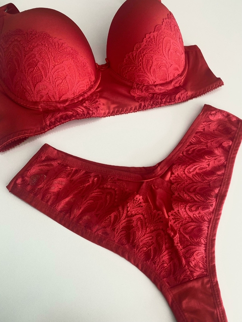 Conjunto de lingerie com bojo calcinha fio duplo