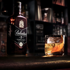 Ballantine´s 7 Años Whisky Escocés Botella 700 Ml + Estuche - comprar online