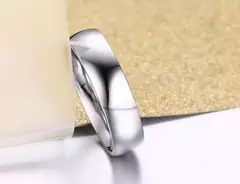 Vnox Anillo de bodas clásico para hombres y mujeres, joyería de acero inoxidable para dedo, anillo liso clásico de 6 mm y 8 mm