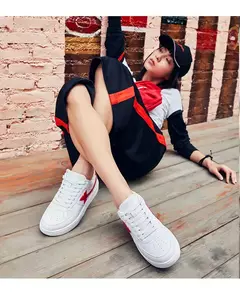 Imagen de Xtep-zapatos de Skateboarding para mujer, zapatillas antideslizantes para caminar, blancas y negras, duraderas, cómodas, para primavera, 881218319851