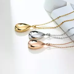 Collar Clásico con Urna de Cremación en Forma de Gota – Recuerdo Elegante y Personalizado en internet