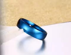 Imagen de Vnox Anillo de bodas clásico para hombres y mujeres, joyería de acero inoxidable para dedo, anillo liso clásico de 6 mm y 8 mm