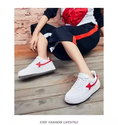 Xtep-zapatos de Skateboarding para mujer, zapatillas antideslizantes para caminar, blancas y negras, duraderas, cómodas, para primavera, 881218319851