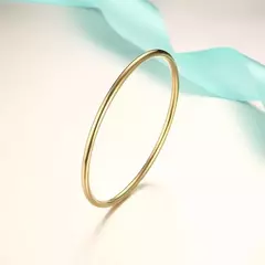 Brazalete de Puño de Acero Inoxidable – Elegancia Clásica - Eleganzie